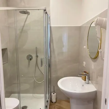 Apartament La Casa Di Ary Neapol